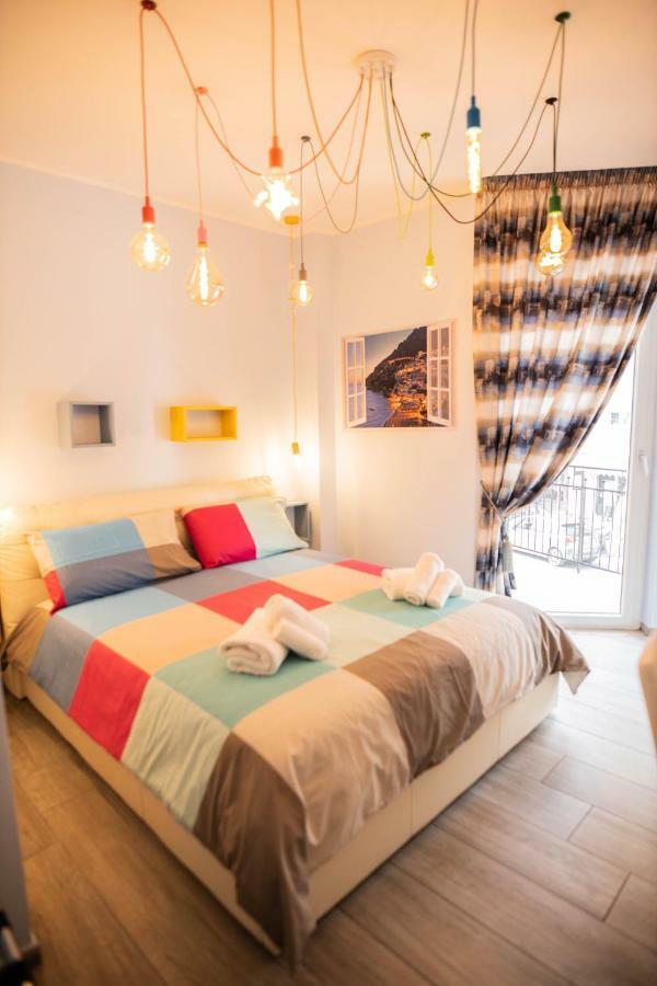 Binario 56 Bed and Breakfast Napoli Eksteriør billede